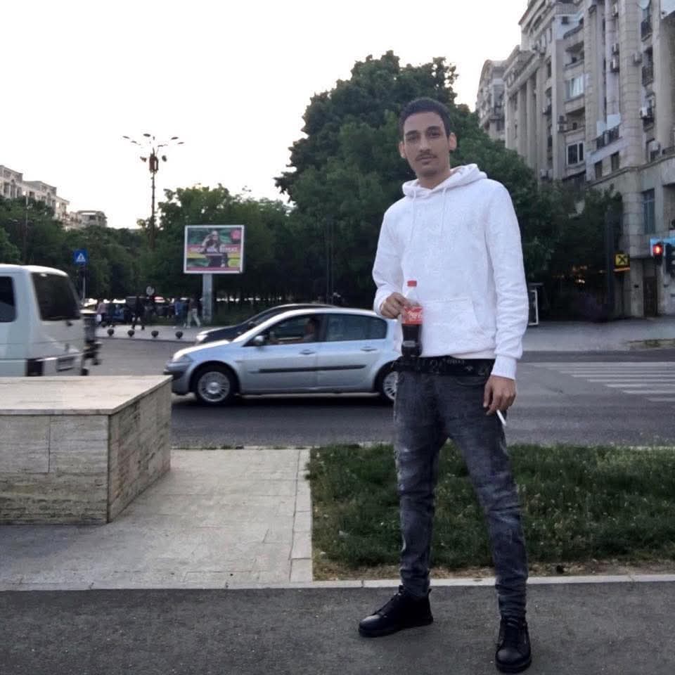 Bucuresti - Escorta Sexy - Salut escort gipsy
I'm active /top 
Imi place sa ne distram.  .  
Sunt bisexual, educat, cu chef distractie si 
Sa cunosc oameni 
Imi place sa conversam imi place 
Ritualul.  .  '' 
Imi place ritmul se-xul-ui sa fie complect 
De la foarte usor la foarte tare 
Sunt pasional si dominator ! 
Sunt escort' ( anuntul meu este contra cost) daca vrei mai multe detalii suna ma sau scrie mi si hai sa ne cunoastem 
V-a iesi misto daca vei crede ca v-a iesi misto!