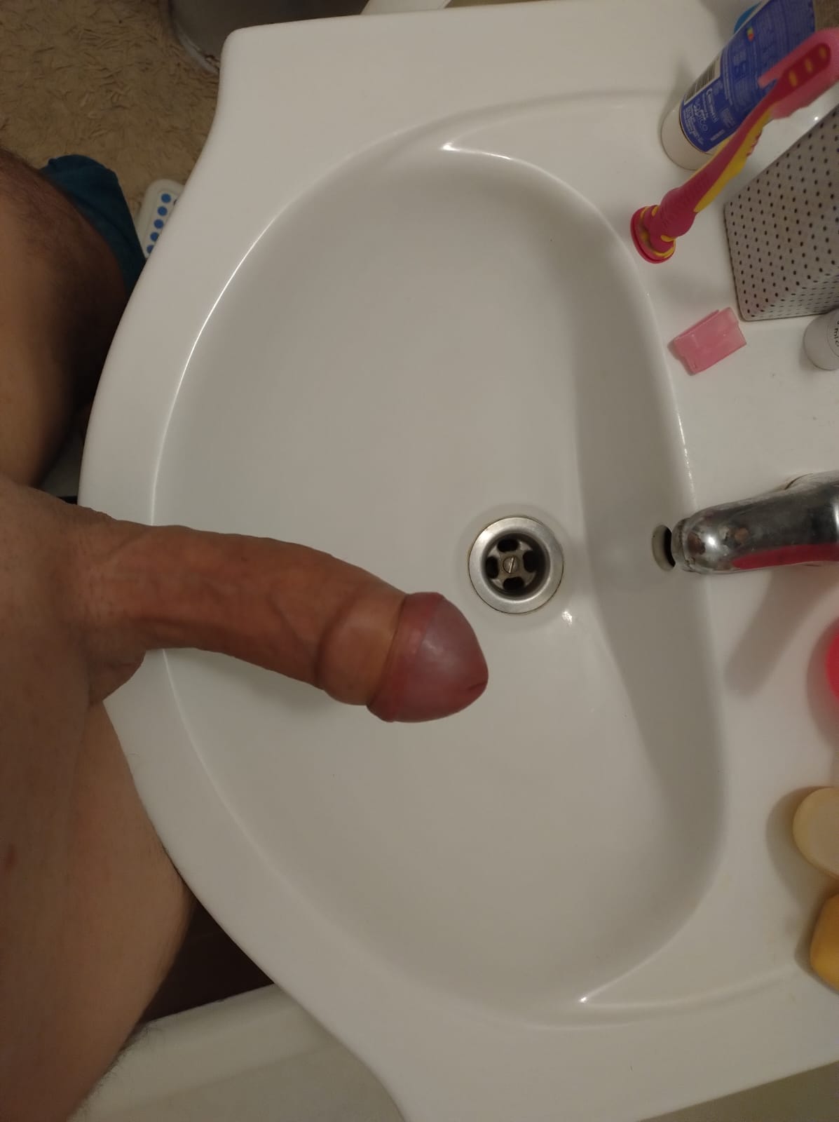 Mamaia - Escorta Sexy - Caut un partener care s? m? simt bine ?i s? ne distr?m împreun?