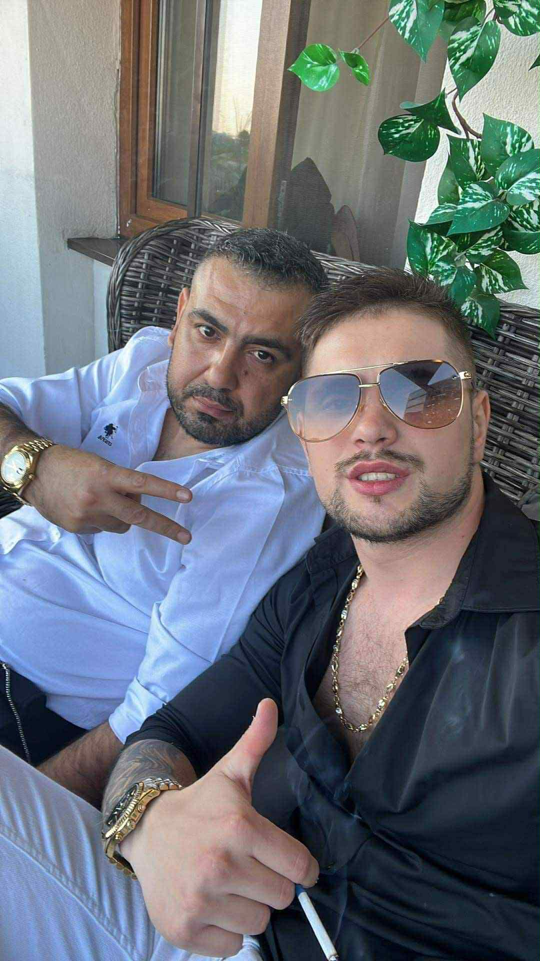 Bucuresti - Escorta Sexy - Escorta senzuala iti pot oferi companie, masaj de relaxare, intr-o ambianta placuta, clipe linistite la domiciliul meu sau al tau.  Astept domni seriosi si manierati.  Detalii la telefon