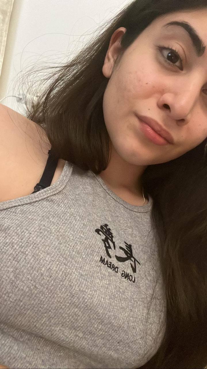 Escorte Sexy - Kurtea De Arges - Roscata discreta atenta la cerintele tale, ofer domnilor manierati companie si masaj terapeutic la domiciliul meu.  Ofer si cer seriozitate maxima, igiena garantata.  Detalii suplimentare la telefon.  Doar wutzup (