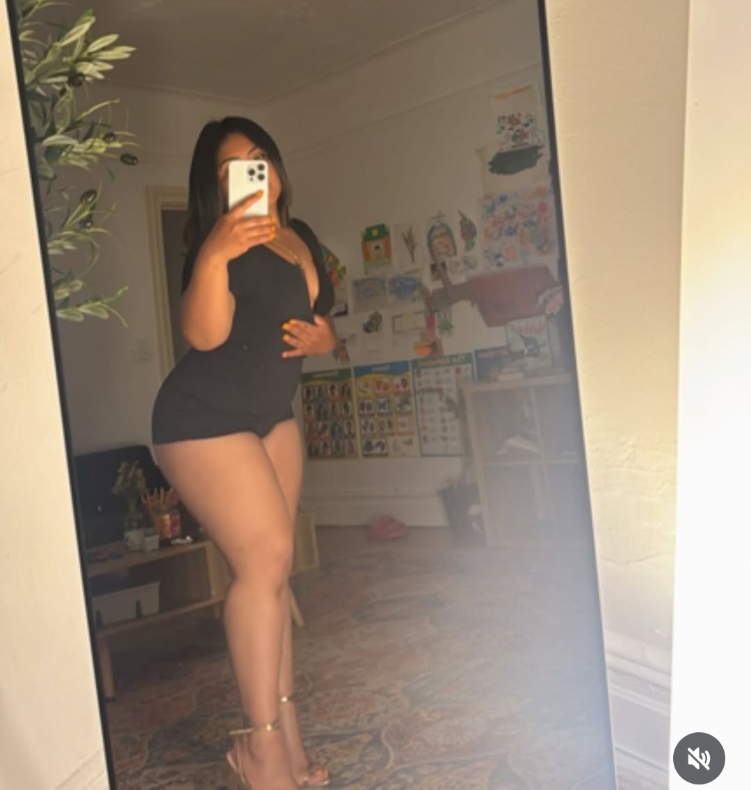 Escorta Sex - Escorta apetisanta, dulce si atenta cu tine, locuiesc singura, ofer masaj complet, garantez igiena si seriozitate, sunt o persoana sociabila, educata, ma adresez persoanelor cu bun simt, nu raspund la privat.  Detalii la telefon.  Poze reale - Telefon: 0752345071 