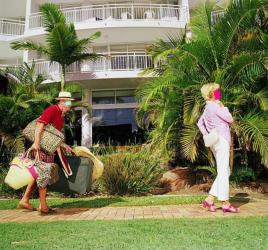 Escorte Sexy - Bucuresti - Holyday femdom Traieste-ti fanteziile ascunse in vacanta! Vino la mine, sa ma ajuti sa imi fac cumparaturile si bagajele pentru vacanta, sclavule! Spala-mi sandalele, cipicii si papucii! Da-mi cardul tau , sa am ce sa cheltuiesc in calatorie! Rezerva-ti din timp o vacanta cu mine, daca vrei sa mergi si tu cu mine, sa imi apartii si sa fii la dispozitia mea toata vacanta! Putem planifica si o vacanta impreuna in care sa alocam doar partial timp pentru jocuri bdsm atunci cand ai chef sa imi fii subaltern si sa te joci.  .  Poti alege intre timp partial de joaca sau supunere completa.   Te pot domina doar in privat sau si in public.  Abordez toate ariile bdsm-ului si iti pot oferi tot ce iti doreste inima ta subjugata de mine.  .  Sunt antrenoare de sclavi de toate felurile si formatoare de sclavi personali.  Detin multe lenjerii, jucarii si alte accesorii.  Sunt stapana/ mistress/ goddess / dominatoarea Sanziana, o femeie frumoasa, fermecatoare, rafinata, titrata care stie sa se impuna si sa raspunda unor nevoi speciale, oferind sesiuni exclusiviste de fetisuri si fantezii de dominare/ subordonare celor interesati.  Cand iti voi deschide usa iti voi spune: -BINE AI VENIT IN CELE MAI FRUMOASE VISE ALE TALE! Stiu ca nu vei mai vrea sa te trezesti la realitate.  Putem vorbi despre fanteziile tale de vacanta si te pot finalize si la telefon. 