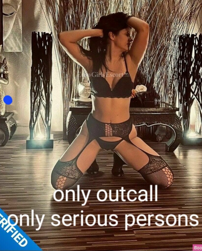 Escorta Sex - Escorta sexy si atenta la detalii te astept la mine domn serios sa-ti ofer cele mai bune servicii de companie, masaj de relaxare, body cu creme si uleiuri parfumate, esti un domn caruia ii place atmosfera atunci suna-ma, nu iti va parea rau.  Detalii la telefon.  - Telefon: 0763562751 
