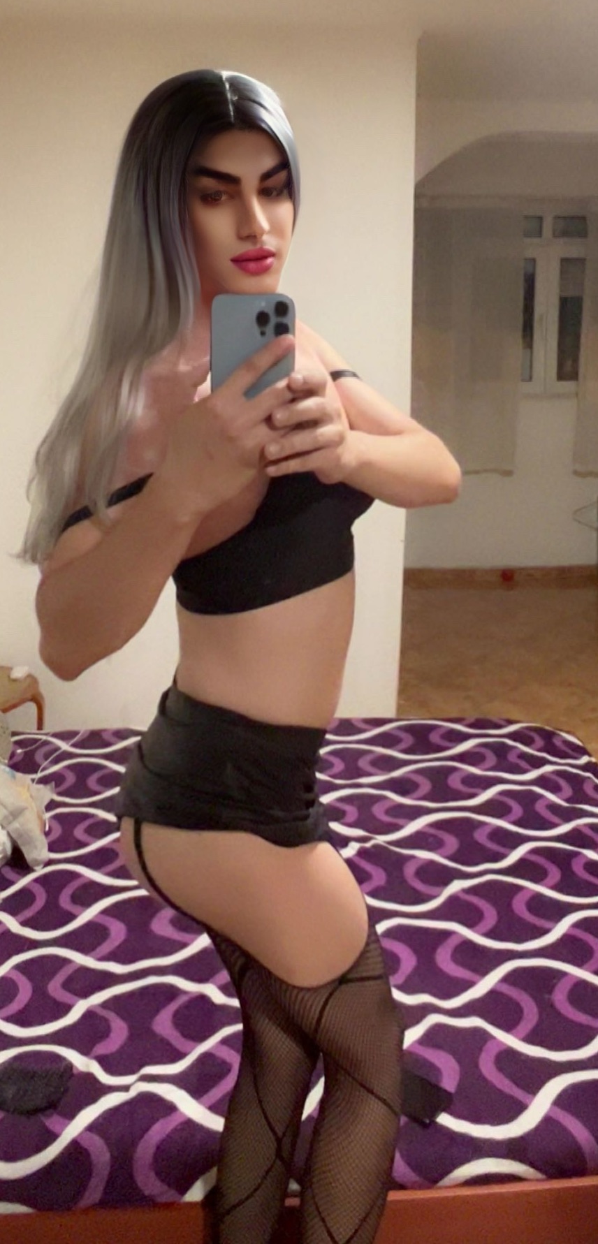 Bucuresti - Escorta Sexy - Carolina travestita dominatoare activa dotata XXL ACCEPT CUPLU SI BARBATI SINGURI OFER SI VIRTUAL SHOW