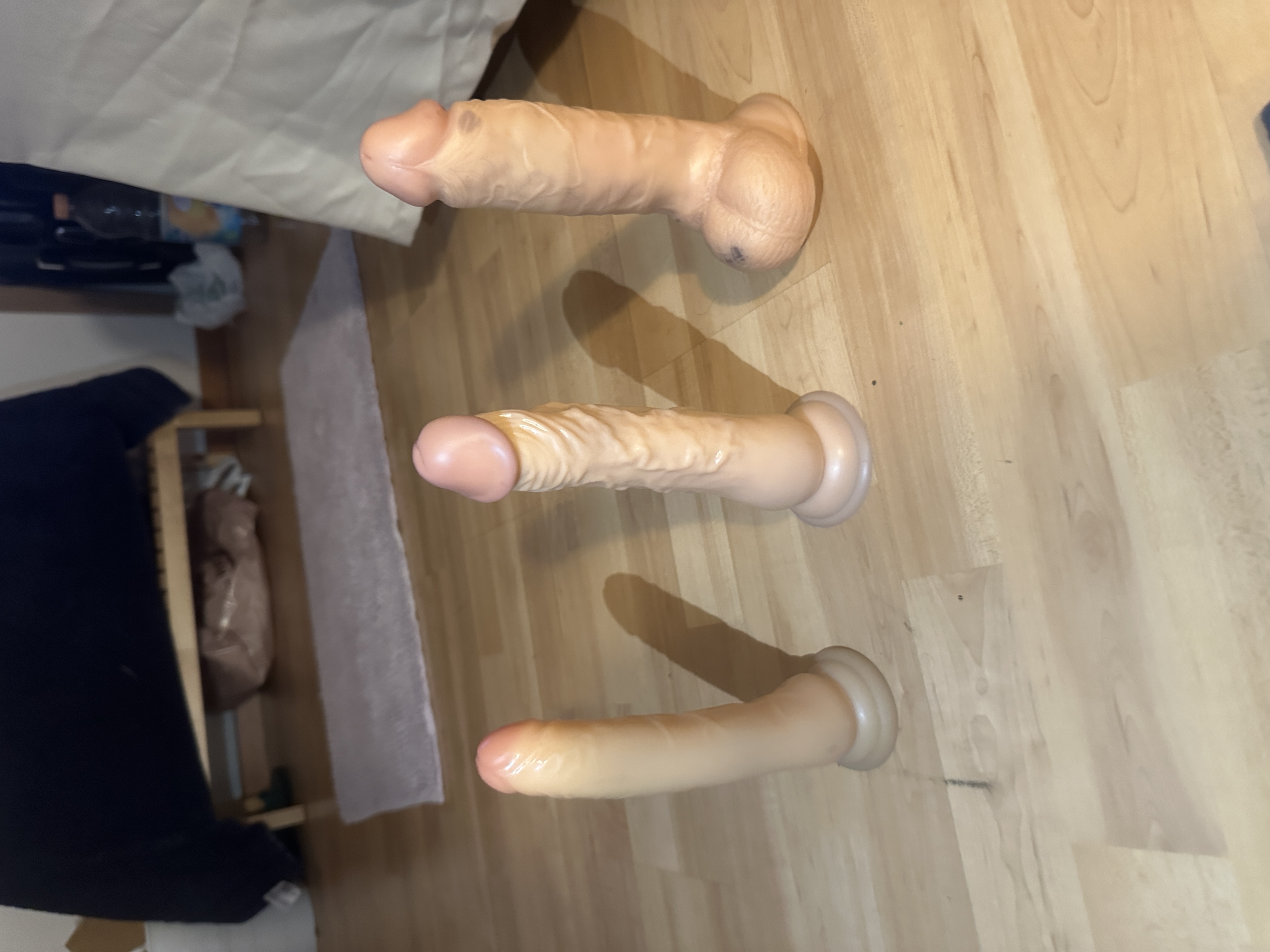 Bucuresti - Escorta Sexy - Salut, ma numesc David , 28 ani , activ cu locatie .  Va ofer masaj de relaxare erotic si multe alte fantezii, trebuie doar sa fi decis ce vrei! Nu raspund la numere private ! Nu trimit poze xxx! Cei ce au pofta de caterinca vor fi blocati! Mai multe detalii va astept la telefon sau whatsApp! Multumesc