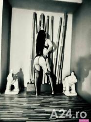 Escorte Sexy - Bucuresti - Escorta top serioasa, senzuala, pasionala, educata, discreta, curata, cu bun simt ofer companie doar domnilor seriosi
cer si ofer seriozitate
Top escort in town  doar deplasări 
curatenia este obligatorie
pentru detalii da mesaj pe whatsapp