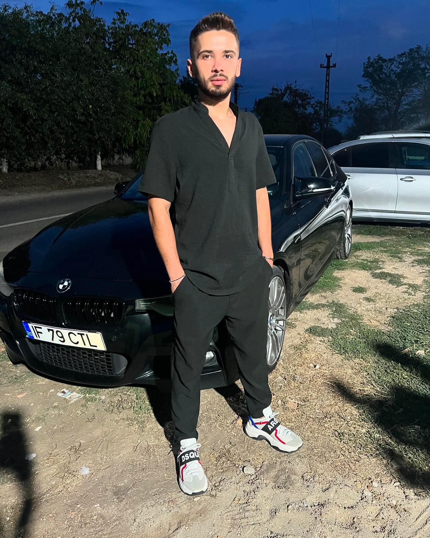 Escorte Sexy - Bucuresti - Trimit videoclipuri, originale xxx
Contra cost, sunt escort'