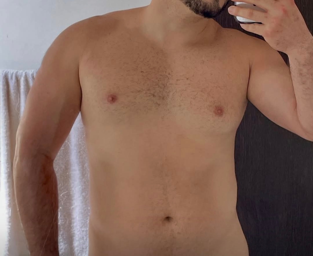 Bucuresti - Escorta Sexy - Hey, eu sunt Mario sunt activ.  am 33 de ani.  sunt romantic pasional, sunt si hard .  îmi place sexul, îmi place s? incerc lucruri noi .  Eu sunt un tip calm, glumet, prietenos, îmi place s? petrec ?i de asemenea îmi place viata ?i mi plac aventurile ?i petrecerile .  pot veni eu la tine, sau pensiune.  ?in sa men?ionez ca pentru mine discre?ia e destul de importanta de asemenea ?i igiena ta.  Restul de toate acestea le putem descoperi împreun?.  .  .  DISCUTILE INTERMINABILE VOR PRIMI BLOCK!!!!