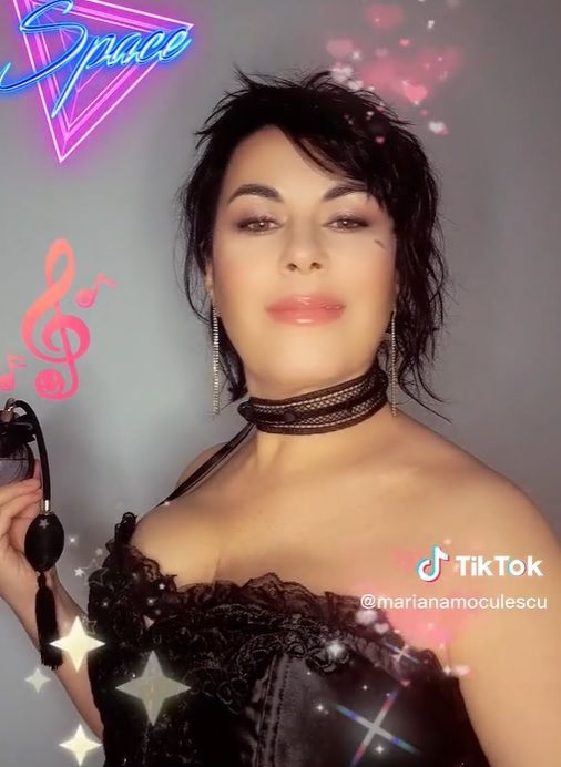 Escorte Sexy - Kurtea De Arges - Roscata discreta atenta la cerintele tale, ofer domnilor manierati companie si masaj terapeutic la domiciliul meu.  Ofer si cer seriozitate maxima, igiena garantata.  Detalii suplimentare la telefon.  Doar wutzup (