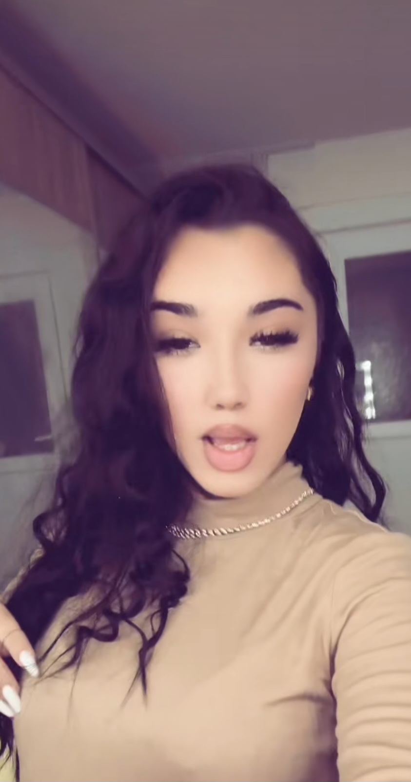 Escorte Sexy - Bucuresti - Buna.  Sunt o fata trans foarte amabila, pentru mai multe detalii contacteaza ma.  Si activa si pasiva.  Te vei indragosti de mine!