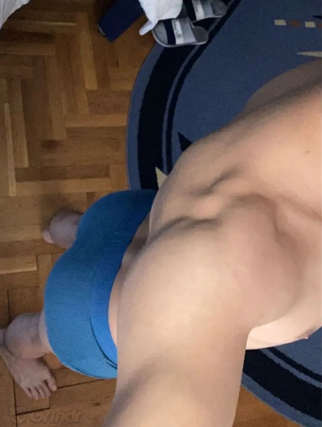 Escorte Sexy - Craiova - Caut b?rbat pentru distrac?ie maxim? în privat vreau sa ne cunoa?tem in privat