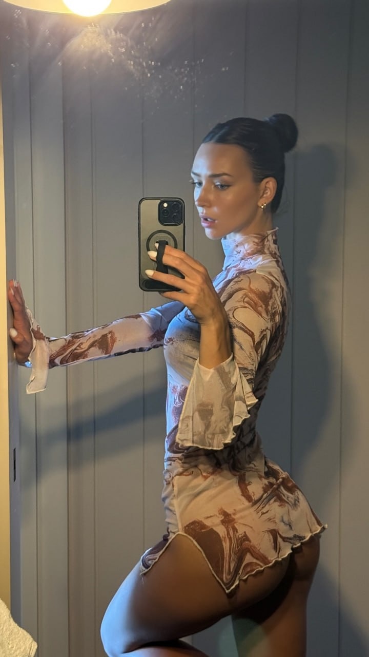 Escorte Sexy - Galati - Escorta calma si cu bun simt, ofer la mine sau la tine companie sau masaj de relaxare si cervical, daca esti stresata si obosita te astept intr-o ambianta placuta.  Detalii la telefon. 