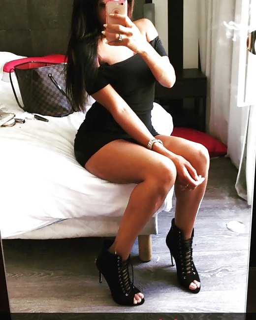 Escorte Sexy - Bucuresti - Pasionala, provocatoare, cu experienta erotica te satisfac garantat.  Incearca ceva nou! Doar un telefon ne desparte! 0906-800-839 (1, 9 eur/min).  Pentru discretie absoluta astept sms-ul tau la 1580 (1, 5 eur/sms) cu textul SATISFACTIE si te voi contacta eu, dk ai peste 18 ani.  Accept noutatile, sunt open mind si fara limite.  tarif fara tva. 