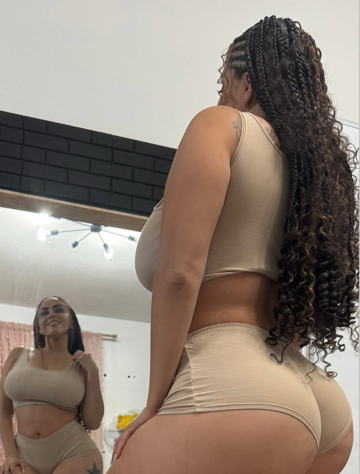 Escorta Sex - Escorta bruneta reala, draguta si cu bun simt ofer companie, masaj terapeutic si masaj corporal de intretinere.  Prosoape curate, igiena.  Pt.  detalii in plus suna-ma.  Detalii la telefon.  - Telefon: 0756325878 