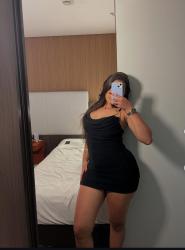 Escorte Sexy - Pitesti - Escorta manierata am revenit.  Ofer companie si masaj terapeutic facut cu creme si uleiuri aromate domnilor manierati intr-o locatie discreta.  Locuri de parcare si ac.  Detalii la telefon. 