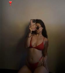 Bucuresti - Escorta Sexy - Escorta senzuala iti pot oferi companie, masaj de relaxare, intr-o ambianta placuta, clipe linistite la domiciliul meu sau al tau.  Astept domni seriosi si manierati.  Detalii pe numărul meu scriemi pe whatsAp