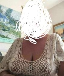 Escorte Sexy - Bucuresti - Matura ofer servici de calitate și un masaj contra cost domnilor manierați detalii watap