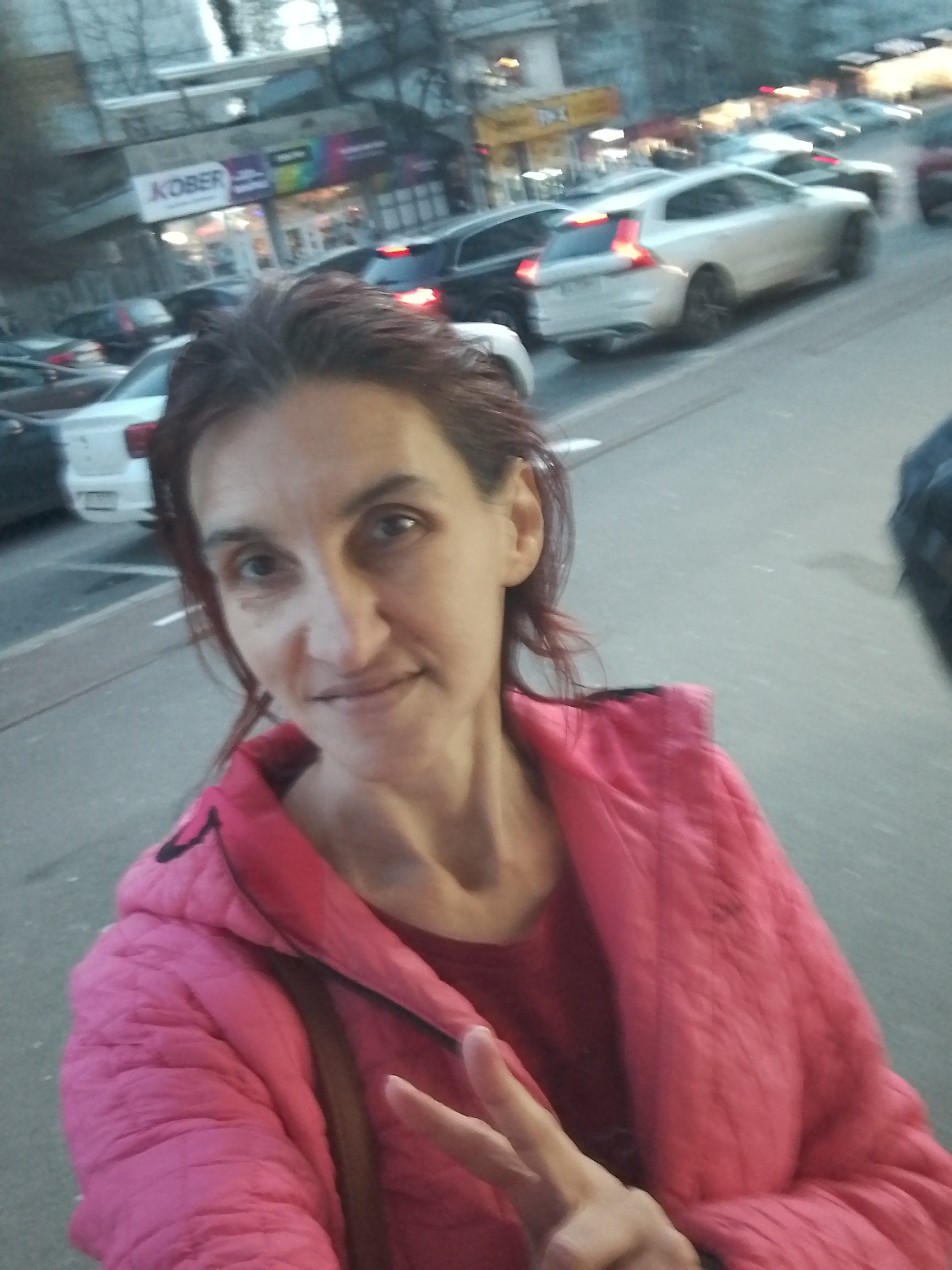 Escorta Sex - Escorta matura iti pot oferi companie, intr-o ambianta placuta, clipe linistite la domiciliul meu.  Astept domni seriosi si manierati.  Detalii la telefon - Telefon: 0746688934 