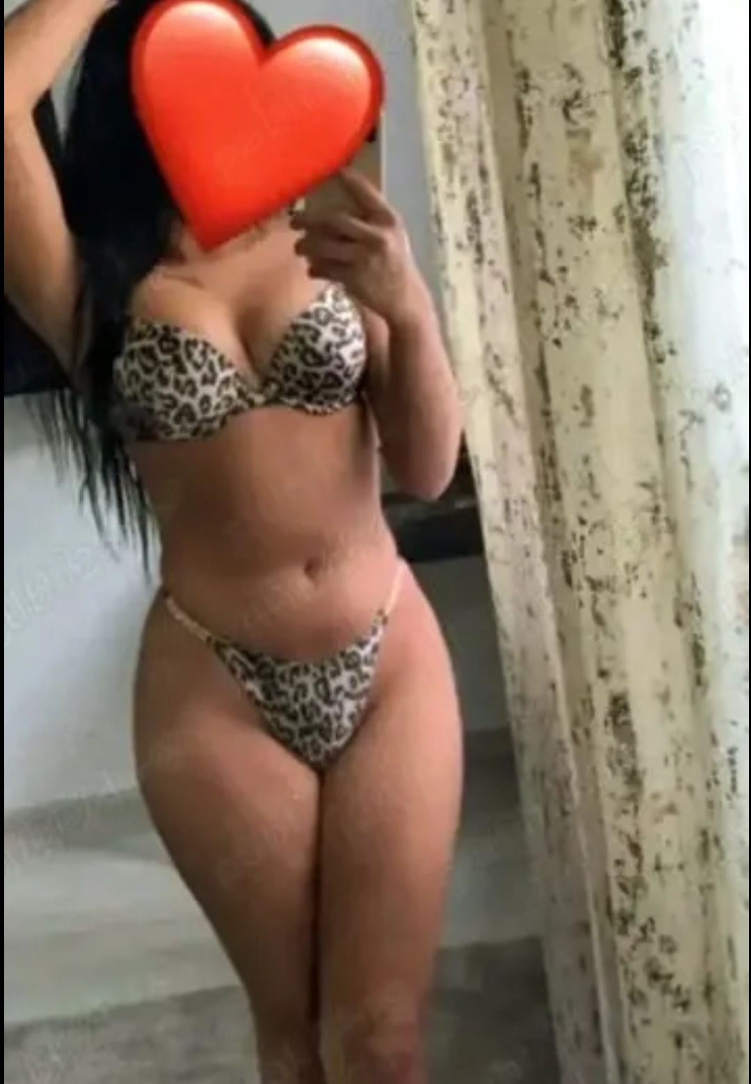 Escorta Sex - Escorta manierata am revenit.  Ofer companie si masaj terapeutic facut cu creme si uleiuri aromate domnilor manierati intr-o locatie discreta.  Locuri de parcare si ac.  Detalii la telefon.  - Telefon: 0735342440 