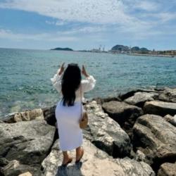 Bucuresti - Escorta Sexy - Escorta sexy si atenta la detalii te astept la mine domn serios sa-ti ofer cele mai bune servicii de companie, masaj de relaxare, body cu creme si uleiuri parfumate, esti un domn caruia ii place atmosfera atunci suna-ma, nu iti va parea rau.  Detalii la telefon. 