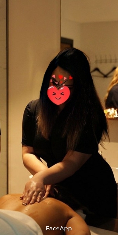 Escorta Sex - Escorta manierata am revenit.  Ofer companie si masaj terapeutic facut cu creme si uleiuri aromate domnilor manierati intr-o locatie discreta.  Locuri de parcare si ac.  Detalii la telefon.  - Telefon: 0735342440 