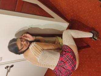 Bucuresti - Escorta Sexy - Escorta sexy si atenta la detalii te astept la mine domn serios sa-ti ofer cele mai bune servicii de companie, masaj de relaxare, body cu creme si uleiuri parfumate, esti un domn caruia ii place atmosfera atunci suna-ma, nu iti va parea rau.  Detalii la telefon. 