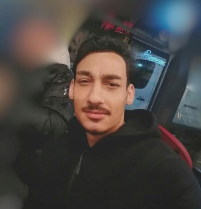 Escorte Sexy - Bucuresti - Salut activ bisexual aici sa ne distram 
Ofer si videoclipuri.  .  .  contra cost 
La locatia ta pot veni