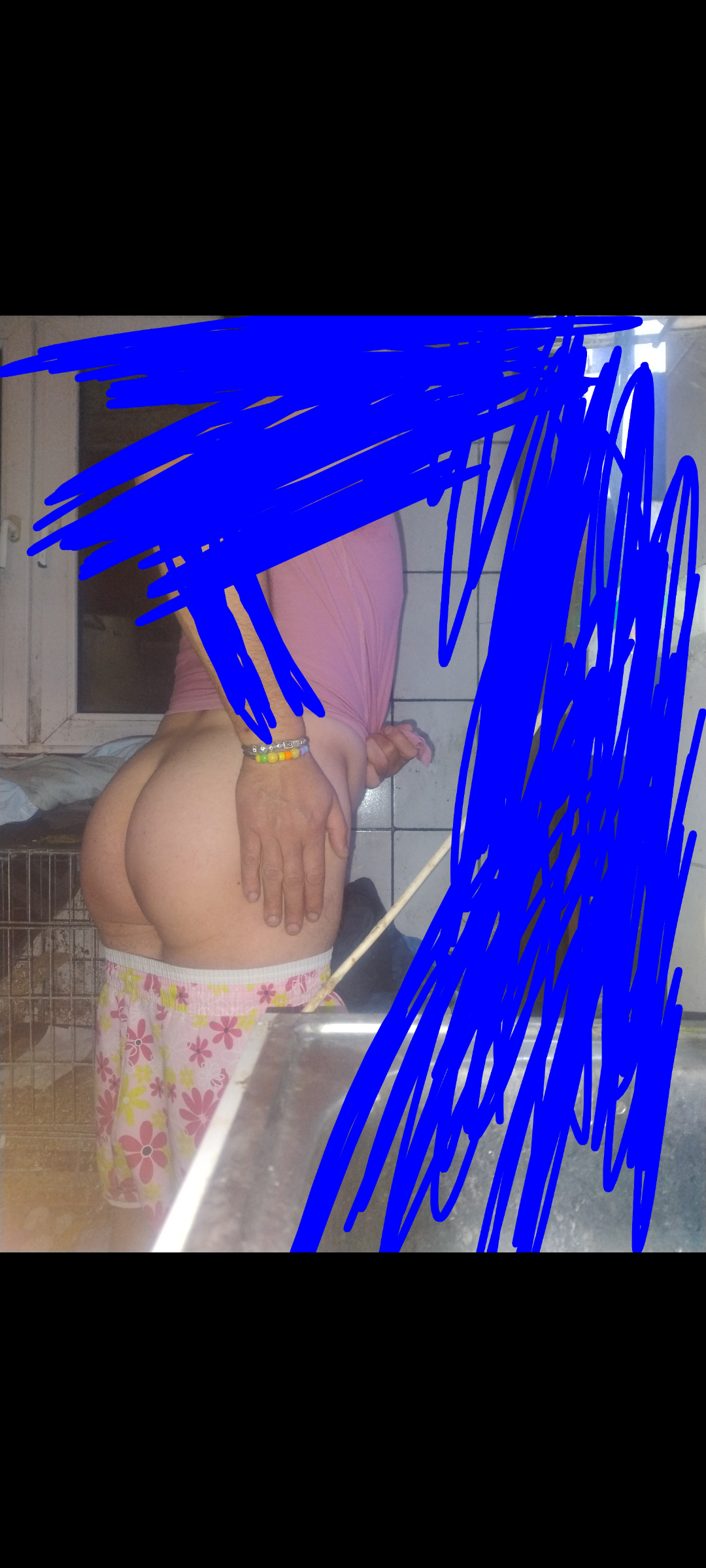 Bucuresti - Escorta Sexy - Buna , , , eu sunt doar pasiva, , , , , daca esti curat si dotat, , , , , suma-ma , , , sau lasa mesaj