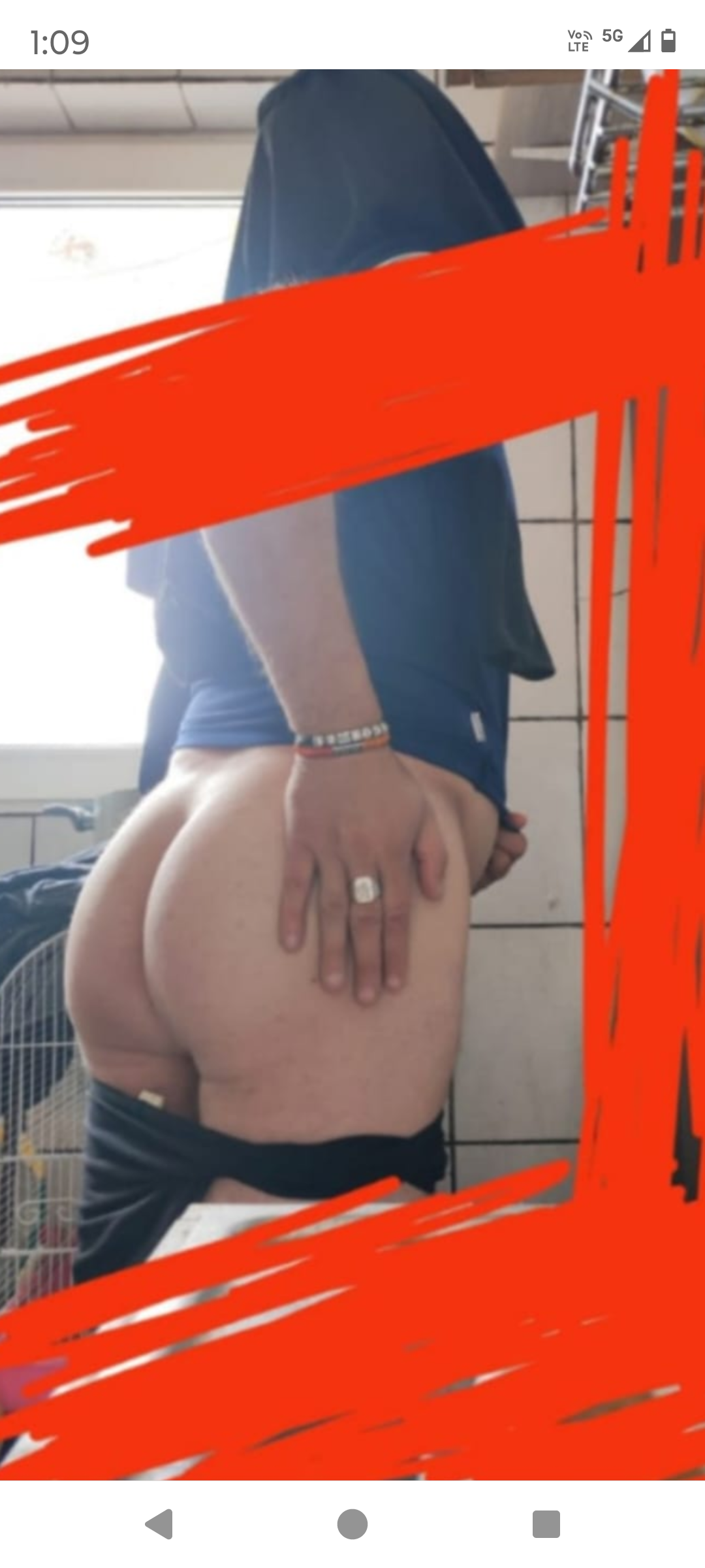 Escorte Sexy - Bucuresti - Salut , , , , , , , eu sunt relu, , , , , , foarte curat, , , , , , si foarte discret, , , , , , , , , daca esti curat si dotat suma-ma sau lasa mesaj, , , , , ,