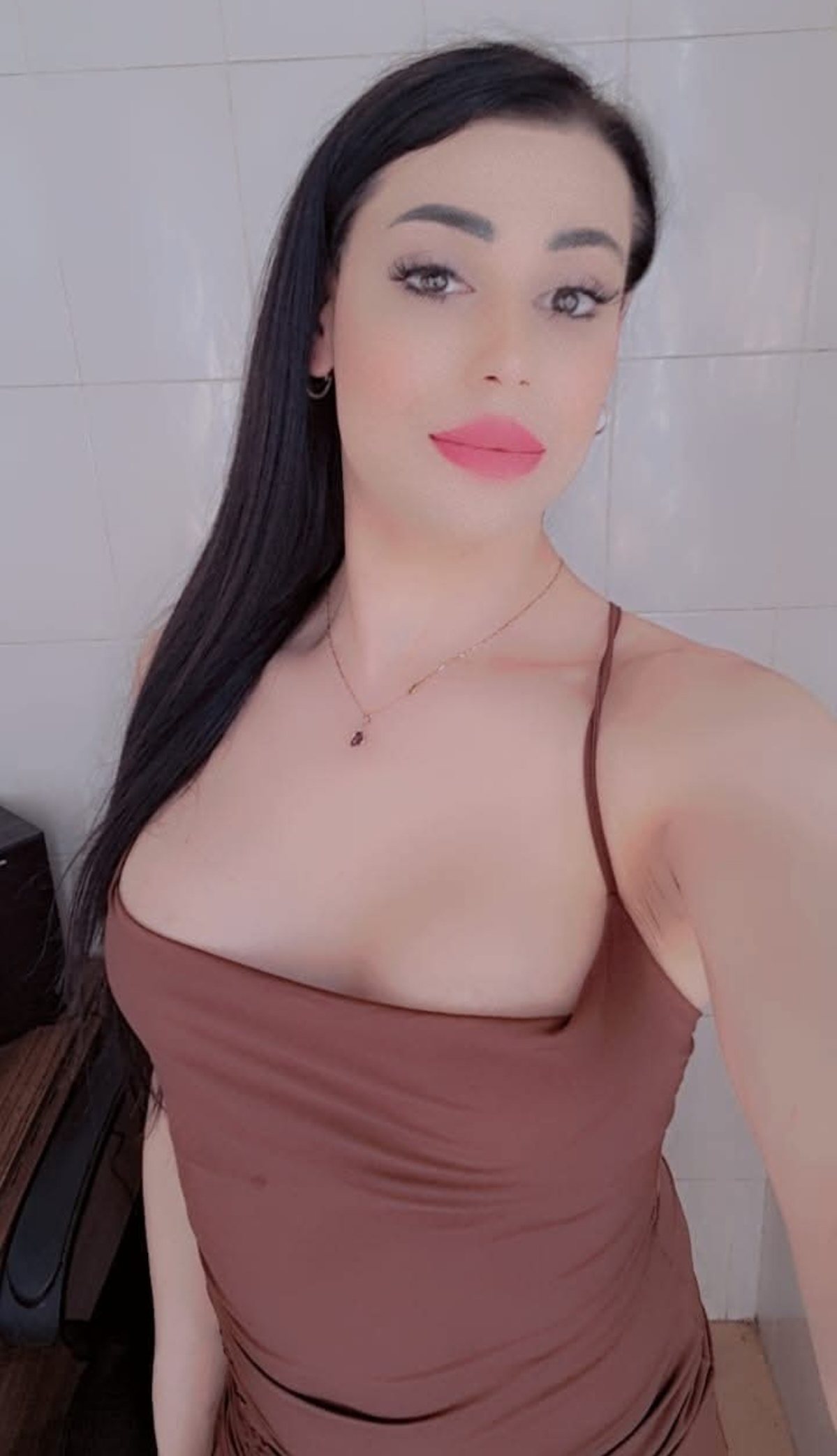 Escorte Sexy - Bucuresti - Escorta sexy si atenta la detalii te astept la mine domn serios sa-ti ofer cele mai bune servicii de companie, masaj de relaxare, body cu creme si uleiuri parfumate, esti un domn caruia ii place atmosfera atunci suna-ma, nu iti va parea rau.  Detalii la telefon. 