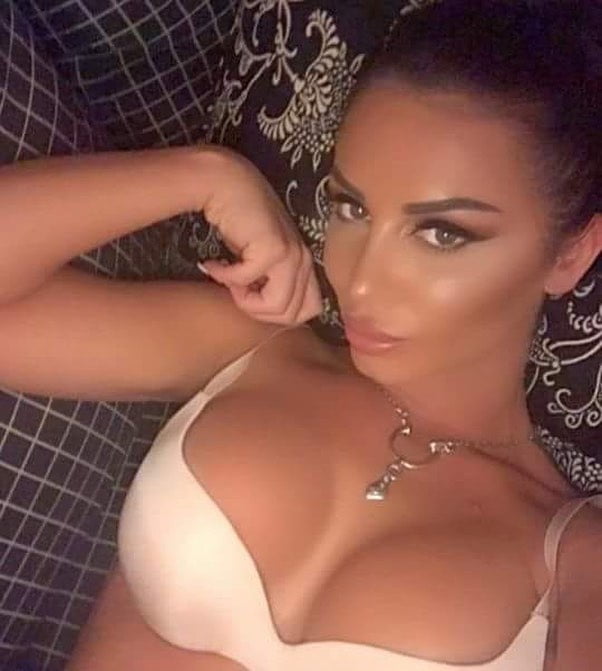 Deva - Escorta Sexy - DEOSEBITA, fara prejudecati, indrazneata, caut partener pentru sex.  Am experimentat sexul in grup, menaj a trois, swinger, diverse fantezii.  Imi place si in locuri publice! tel.   0906-800-855 (1, 9 eur/min+tva) sau ma poti gasi la orice ora prin sms la 1580 (1, 5 eur/sms+tva) cu textul NIMFO si te voi contacta eu.  Exclusiv adultilor!