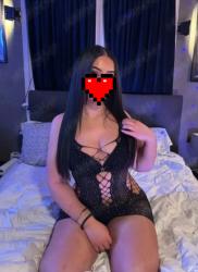 Escorte Sexy - Pitesti - Top escorta bruneta titrata, cu experienta, o fire placuta, calma si rabdatoare ofer companie, masaj de relaxare si terapeutic in conditii de lux.  Detalii la telefon. 