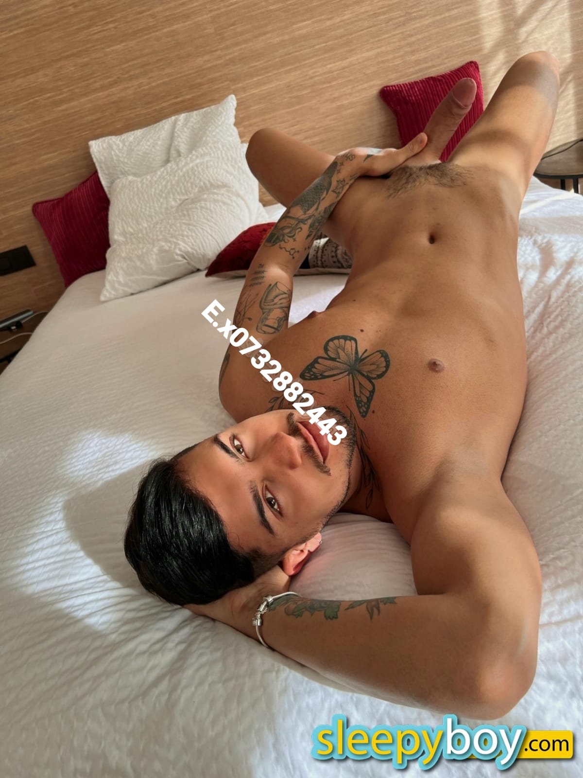 Bucuresti - Escorta Sexy - Escort' dotat creativ si aici pe site 
Oferta mea sunt videoclipurile cu mine si baieti cu care ma distrez.  
pe camera de whatsapp streaptise show de toate Stabilim amandoi dorintele tale inainte 
Videoclipurile contin tot ce tine de s?ex 
Dominare curea fant?ezi
La tine acasa ma deplasez pentru s?ex
Cu anumite conditii 
Condom, sa fi curat, etc 
Discutam inainte la telefon sau pe whatsapp