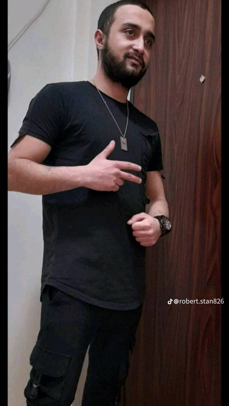 Escorte Sexy - Bucuresti - Escorta senzuala iti pot oferi companie, masaj de relaxare, intr-o ambianta placuta, clipe linistite la domiciliul meu sau al tau.  Astept domni seriosi si manierati.  Detalii la telefon