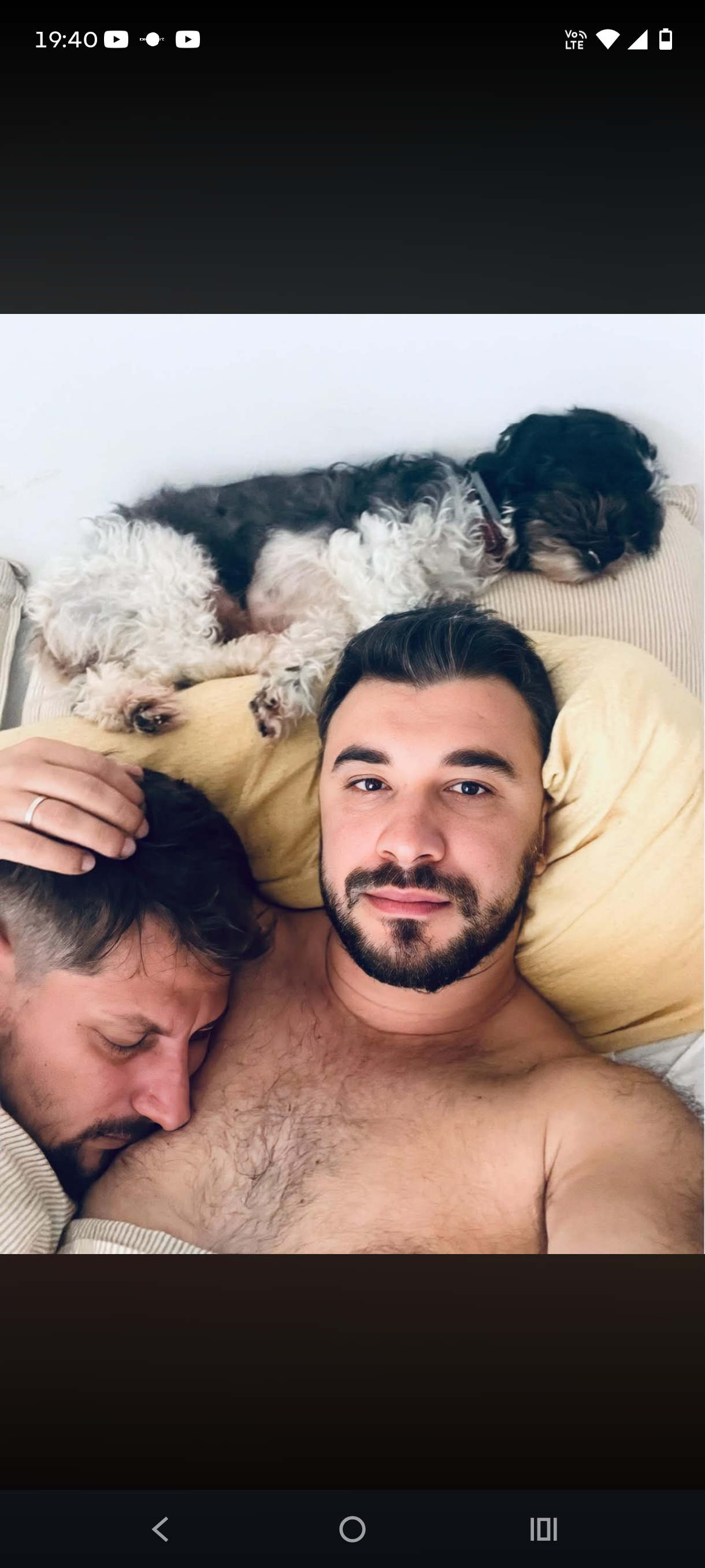 Escorte Sexy - Bucuresti - Escorta bruneta reala, draguta si cu bun simt ofer companie, masaj terapeutic si masaj corporal de intretinere.  Prosoape curate, igiena.  Pt.  detalii in plus suna-ma.  Detalii la telefon. 