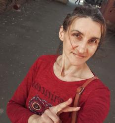 Escorte Sexy - Galați - Pt mai multe detalii contactează in cursul zilei.    Nu răspund Nr privat, Sms.  .  Pozele îmi aparțin  100% reală.  .  Nu se accepta alcool.  Sânt dreptul meu de a selecta clientela.  Doar la mine n locație.  Întâlniri.  Preț accesibil.  Galați.  Zona micro 18 . 