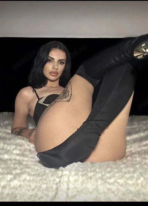 Bucuresti - Escorta Sexy - CUPLU 2 TRANSEXUALE 2 FETE 2 BAIETI OFERIM SHOW WEB SI FILMULETE CU DOMINARE HAI SA NE DESTRABALAM TE ASTEPT PE WHATSAPP SHOW INCEDIAR