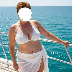 Bucuresti - Escorta Sexy - Matura ofer servici de calitate fara graba și în masaj de relaxare va aștept cu drag
