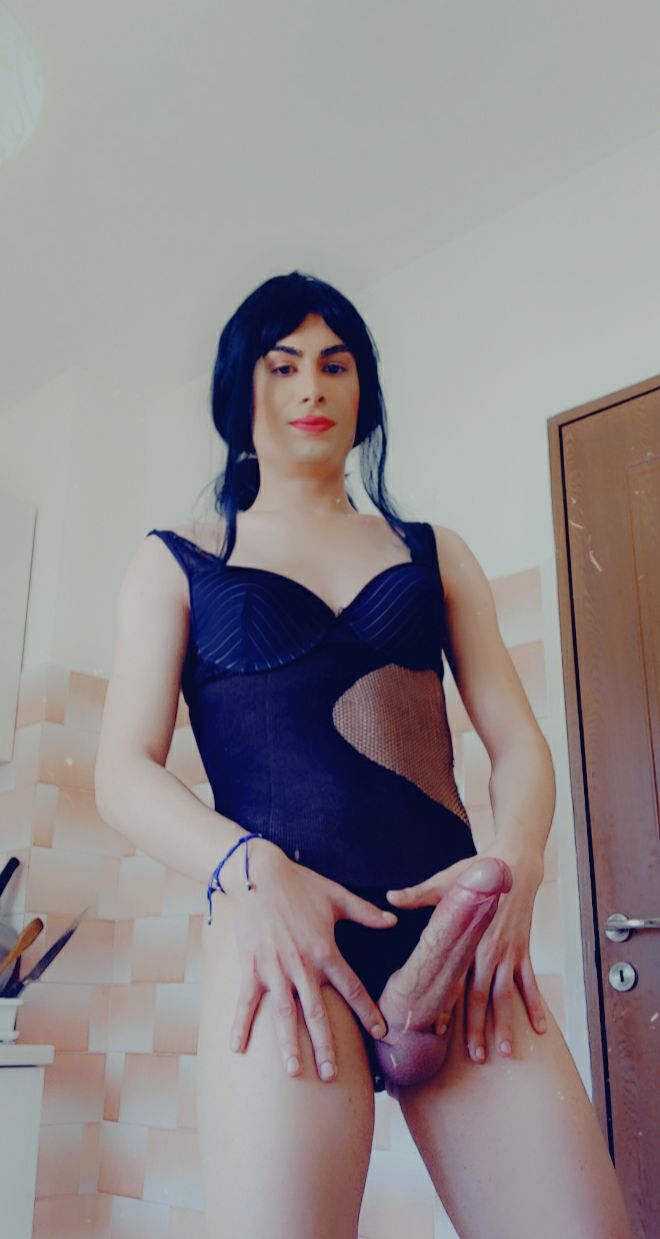 Escorte Sexy - Bucuresti - Eva XXL ACTIVA DOTATA ACCEPT si cuplu ofer si ShoWeb