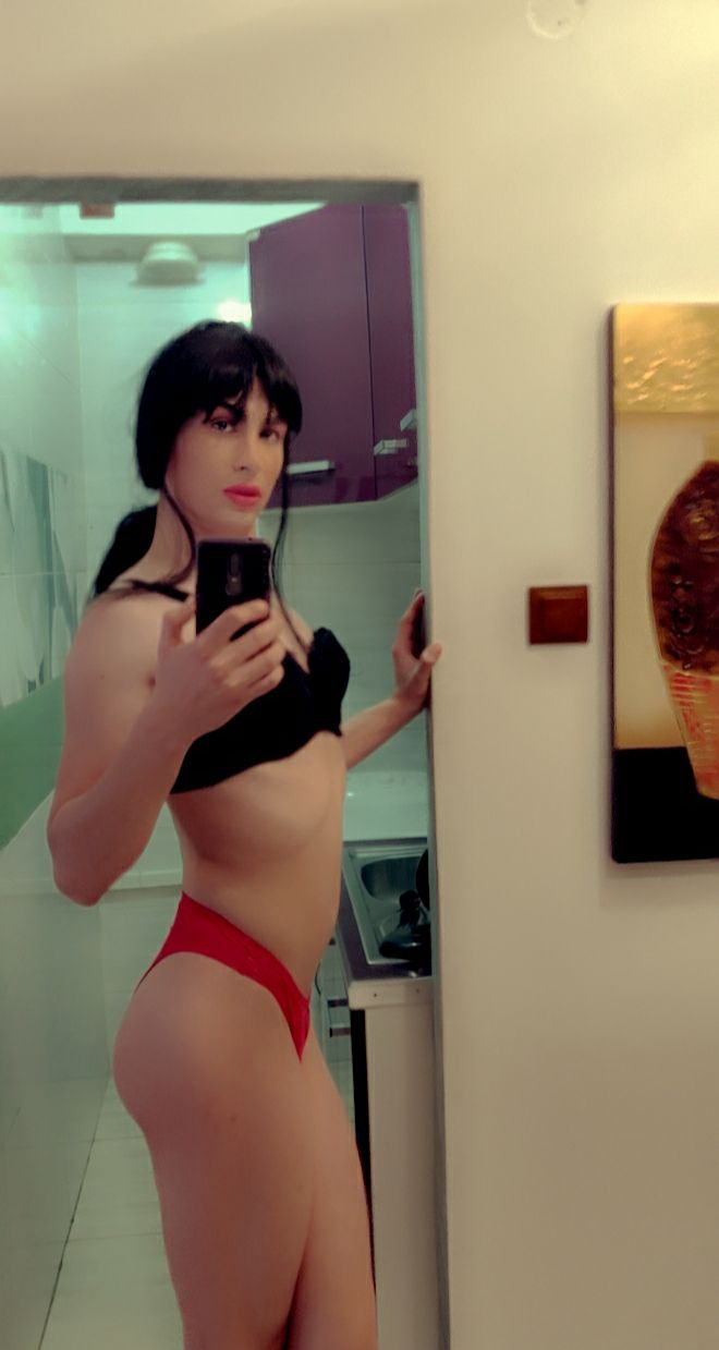 Bucuresti - Escorta Sexy - Eva XXL ACTIVA DOTATA ACCEPT si cuplu ofer si ShoWeb