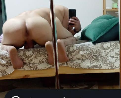 Escorte Sexy - Bucuresti - Tân?r gay bi dotat 22cm versatil cu loc de întâlnire