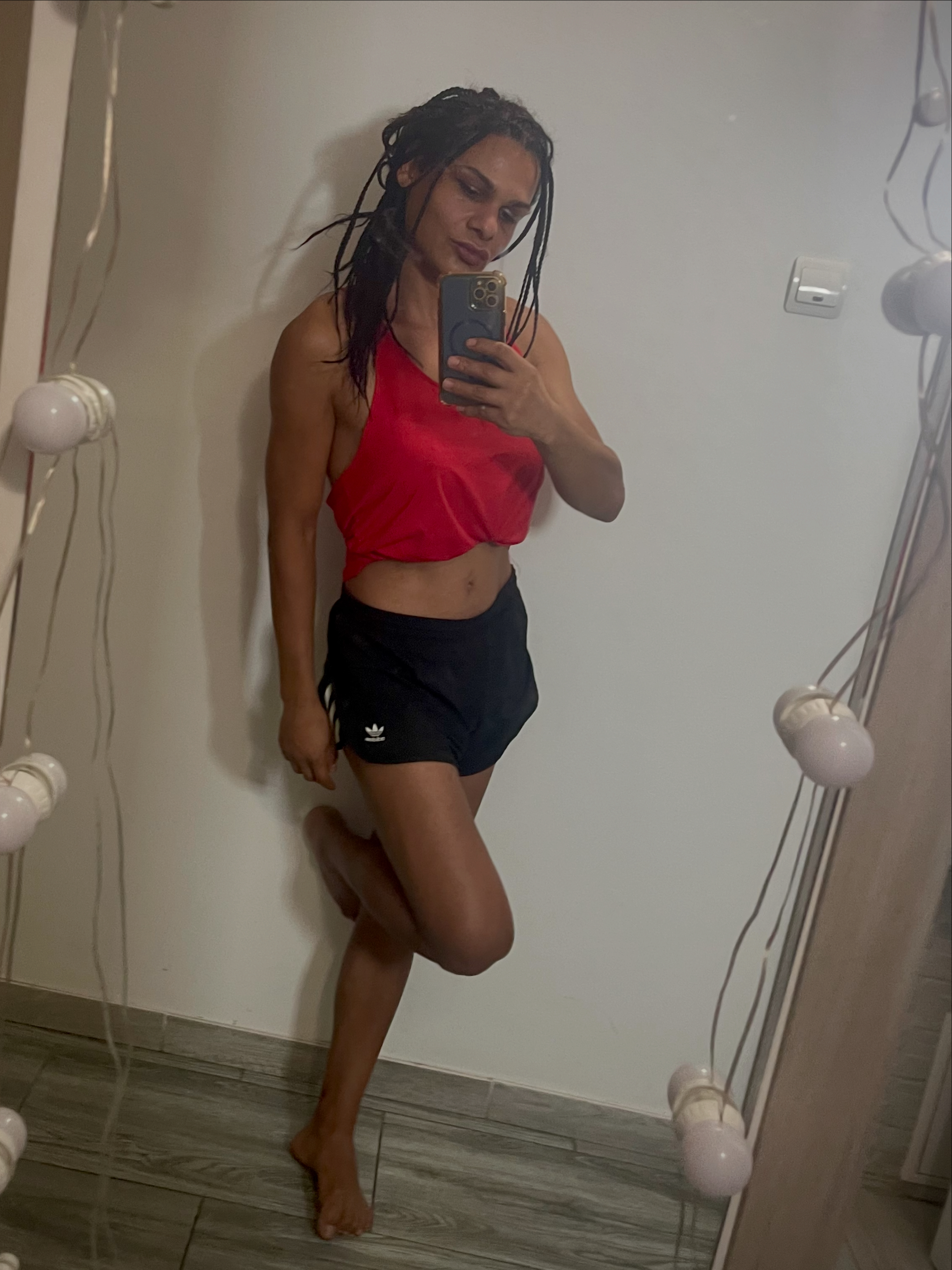 Bucuresti - Escorta Sexy - Pentru mai multe detalii doar în aplica?ie WhatsApp