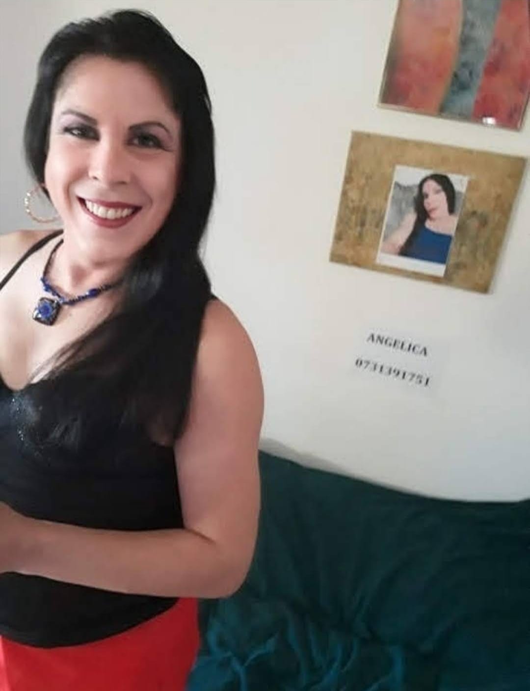Escorte Sexy - Bucuresti - Poze 100%reale nu falsuri.  Buna sunt Cory o Ts Activa, virila, dotata .  Locuiesc singura non-stop.  Ce vezi Si citeSti este cceeea ce vei gasi Si î-ti voi oferii.  Pot sa-ti confirm posele in limita timpului meu pentru o mai buna siguranta.  Numi place sa vorbesc prea mult despre mine, numi place sa m? laud la tel ca fac diverse si la fata locului nomic cum fac unele persoane si sa dau escorte vip.  Fie care întâlnire cu mine poate fi diferita si unicA , îmi face placere sa ?tiu ca am fost la înaimea asteptarilor tale.  Te pup si te astept cu acel.  Rog nu deranja?i inutil.  Nu raspund la numere private