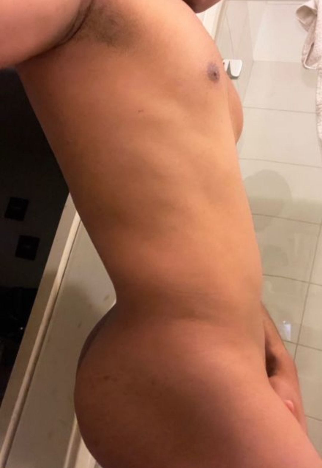 Bucuresti - Escorta Sexy - Tân?r escort