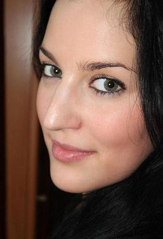 Bucuresti - Escorta Sexy - Dornica de aventuri noi

Discreta, senzuala si mereu cu zambetul pe buze, doresc sa cunosc domni asemeni mie, relaxati, dezinhibati si pasionali, restul vine de la sine, vei vedea! Astept sa fiu sunata pe nr meu 0906-800-817 (1, 9 eur/min) sau discretie totala prin sms la nr 1533 (1, 5 eur/sms) trimite textul PASIONALA, doar daca esti adult si ma placi.  Tarif fara tva, nu conteaza ora! Pup