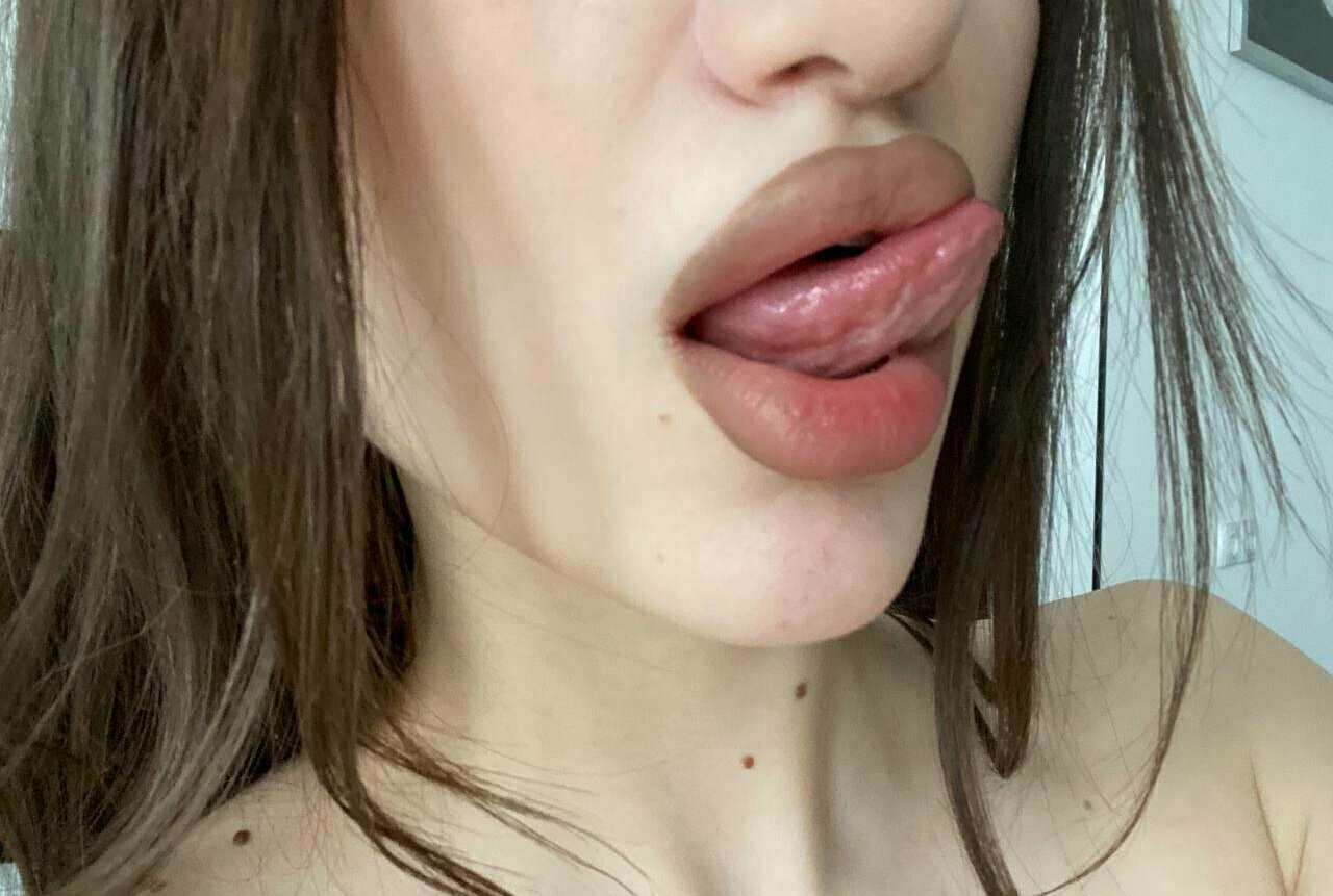 Bucuresti Toata Tara - Escorta Sexy - Fetisuri ascunse, fantezii doar de tine stiute, dorinte care nu-ti dau pace! Acestea sunt placerea mea! Vreau sa iti arat cum poti avea parte de orice fantezie erotica, oricat de indrazneata sau diferita ar fi, sunt femeia fara inhibitii, fara prejudecati! Tel: 0906-800-864 sau contact prin sms la nr 1580, trimite textul FARA INHIBITII si iti voi raspunde direct si la obiect cu real interes.  ACCEPT SI CUPLURI INCLUSIV SCLAVI, SCLAVE CURIOSI DE ARTA BDSM, doar sa fii o persoana adulta! tarif 1, 5 eur/sms sau 1, 9 eur/min fara tva!