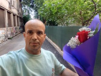 București - Escorta Sexy - Matura mignona, cu experienta in arta masajului, ofer companie si un excelent masaj body relax si terapeutic domnilor manierati, singura in locatie.  Detalii la telefon. 