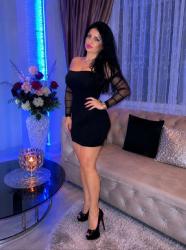 Ploiesti - Escorta Sexy - Transexuala Rebeca noua in oras companie  domnilor te astept sa ne distram stil porno