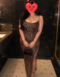 Escorte Sexy - Pitesti - Escorta senzuala ofer companie si masaj tantric.  Te invit pe tine domn manierat sa te bucuri de o sedinta de masaj relaxant intr-un ambient discret si placut, daca apreciezi masajul, esti unde trebuie, poze reale,