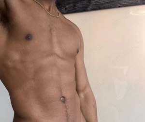 Bucuresti - Escorta Sexy - African caut b?iat sau trans pentru aventura